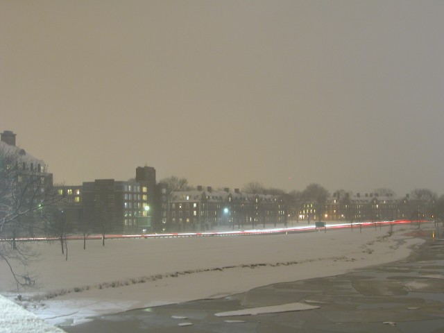 615x454 pixels (68K)