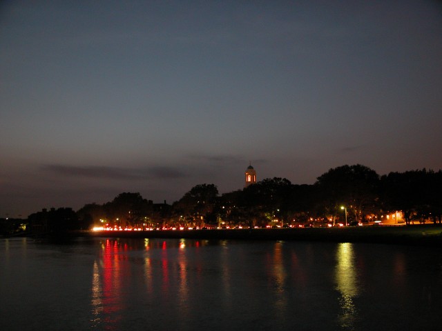 615x454 pixels (74K)